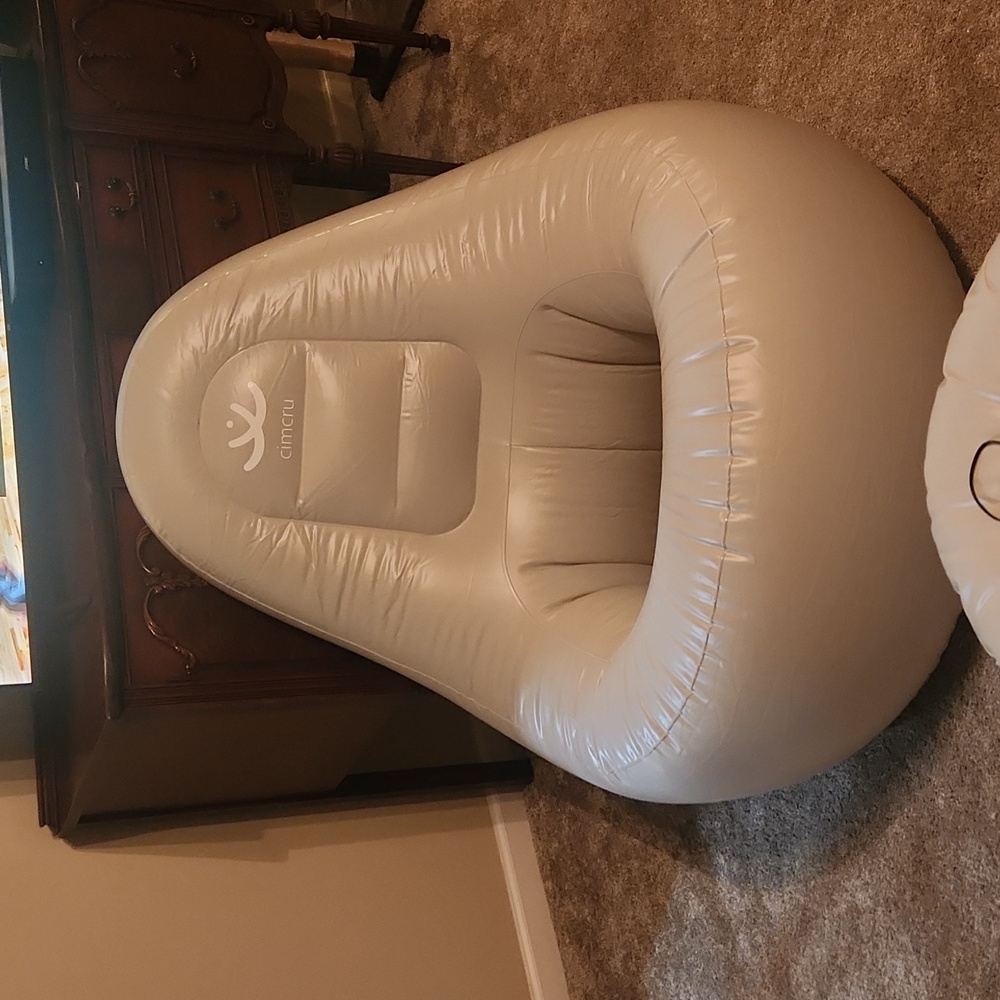 BBL chair with ottoman and air pump